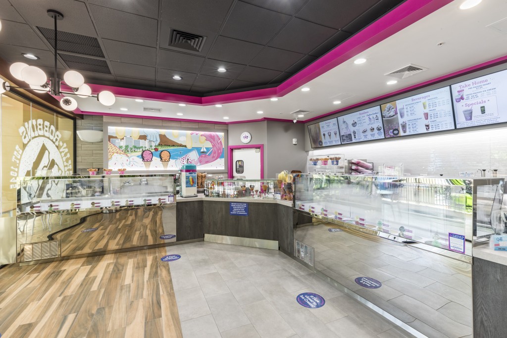 SW Baskin-Robbins interior